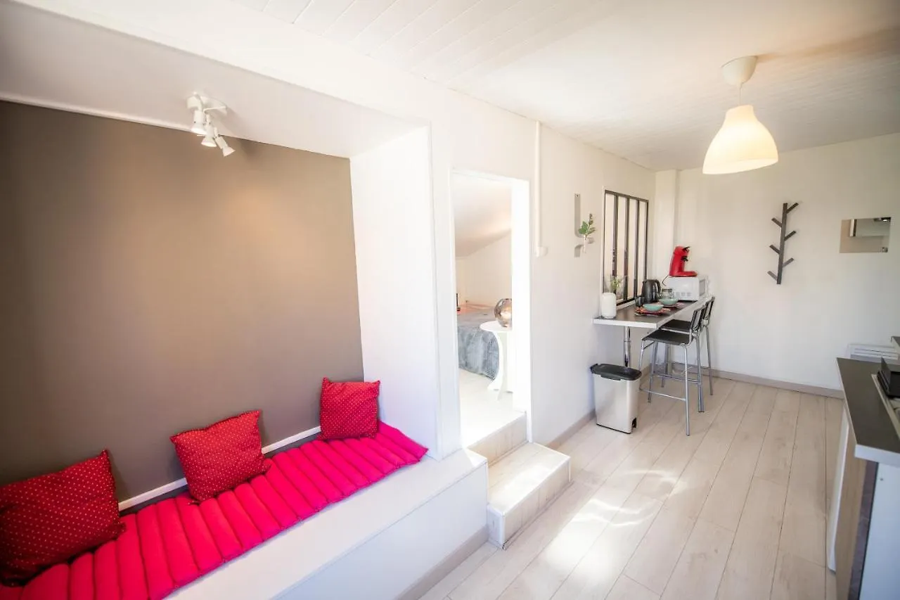 Kasa Carnot - Centre Ville - Wifi & Tv Saint-Etienne  0*, Saint-Etienne (Loire) France
