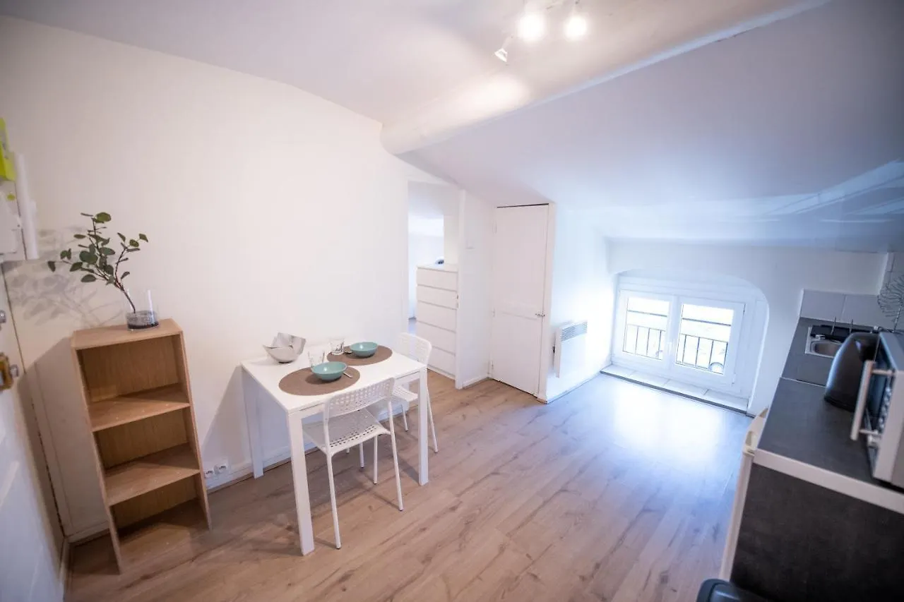Apartment Kasa Carnot - Centre Ville - Wifi & Tv Saint-Etienne