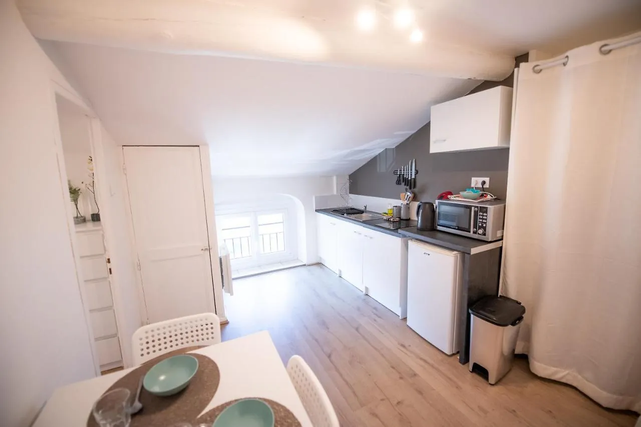 Apartment Kasa Carnot - Centre Ville - Wifi & Tv Saint-Etienne