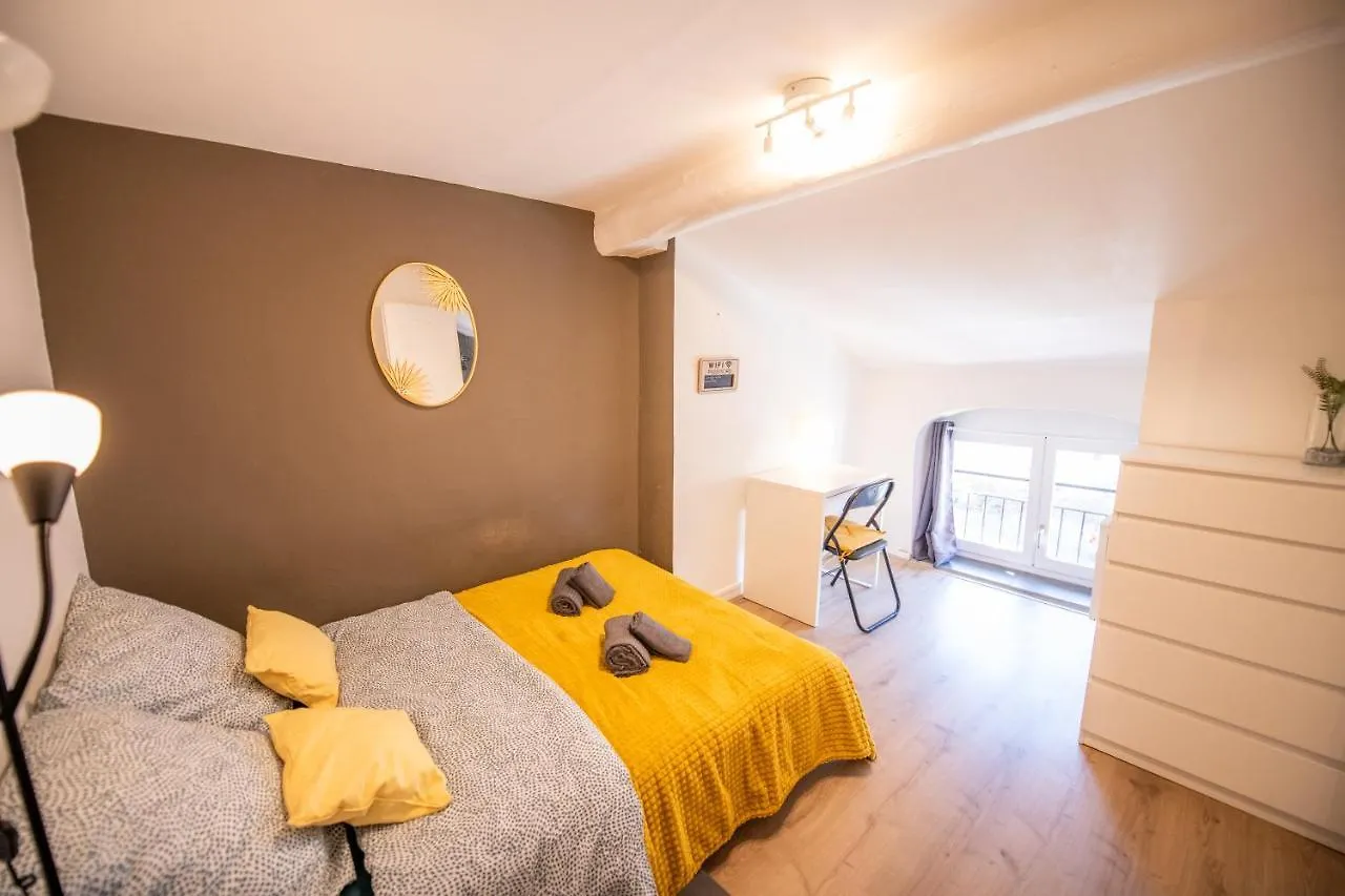 Kasa Carnot - Centre Ville - Wifi & Tv Saint-Etienne  Saint-Etienne (Loire)